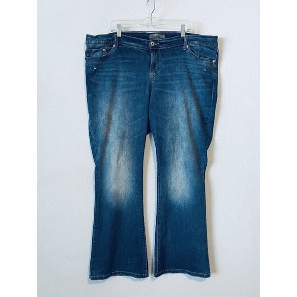 Torrid Jeans Womens 22R Luxe Slim Boot Medium Wash Distressed Mid Rise Stretch - Picture 2 of 9
